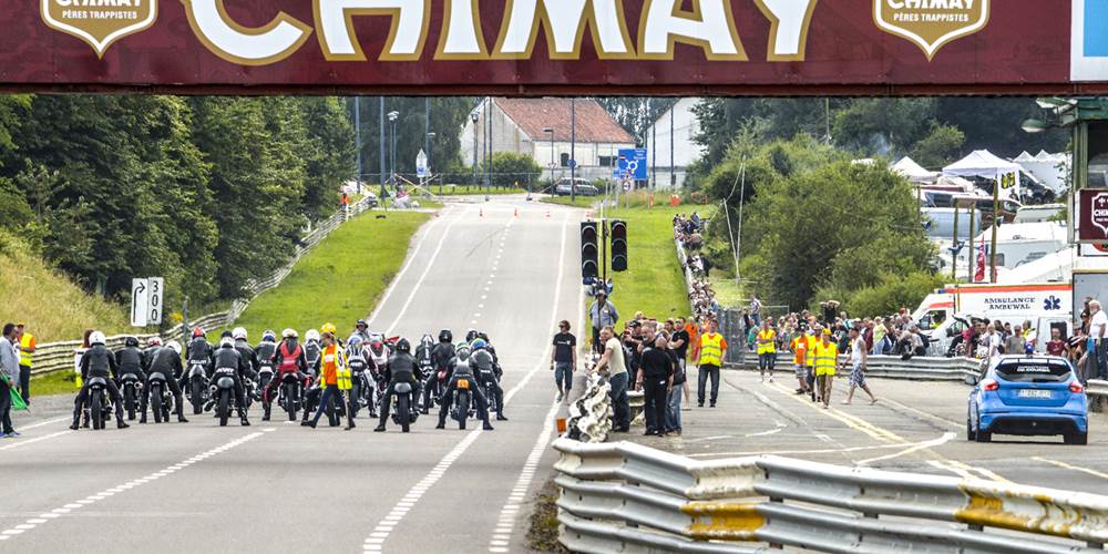 Le circuit de Chimay à proximité.