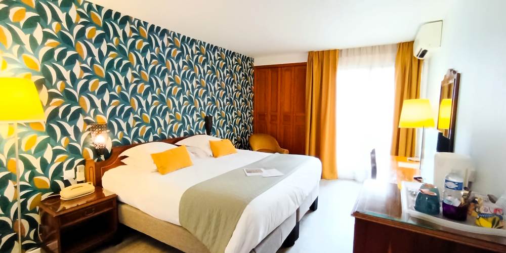 Chambre double avec terrasse