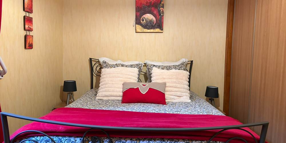 Gîte la belle du Clochet - St PArdoux d'Arnet - Chambre rdc