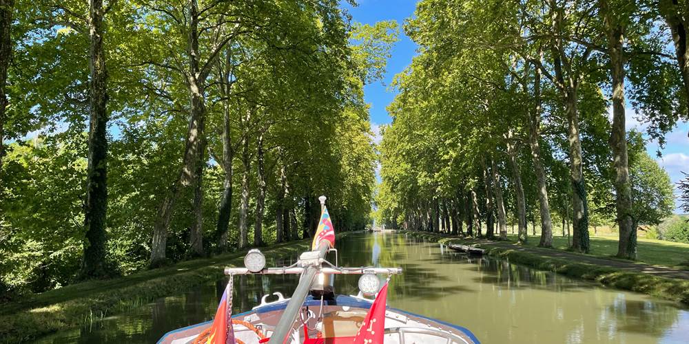 Descente des "éclusettes" de Montech à bord du Gaïa