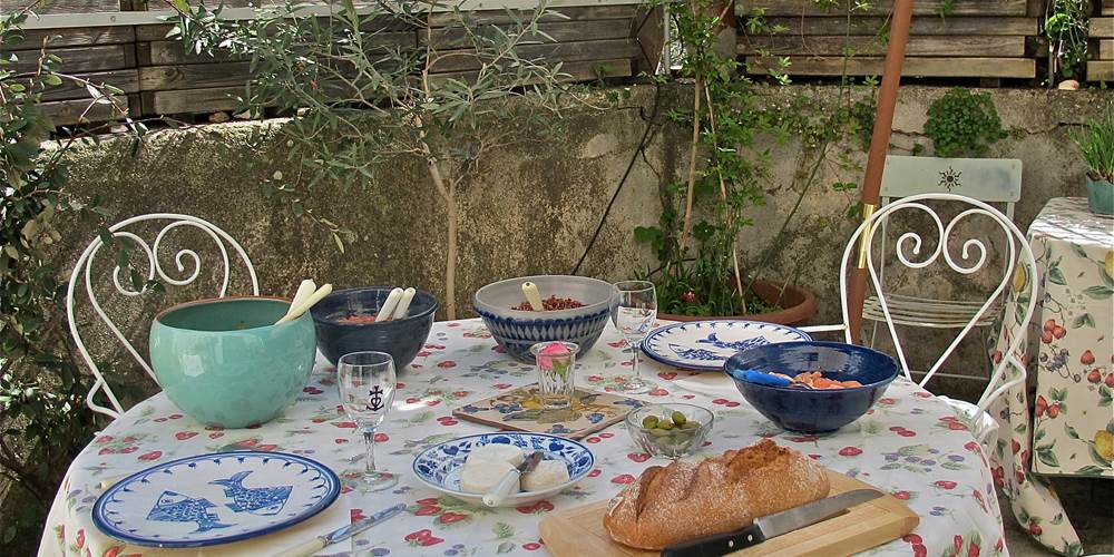 déjeuner impromptu sur la terrasse