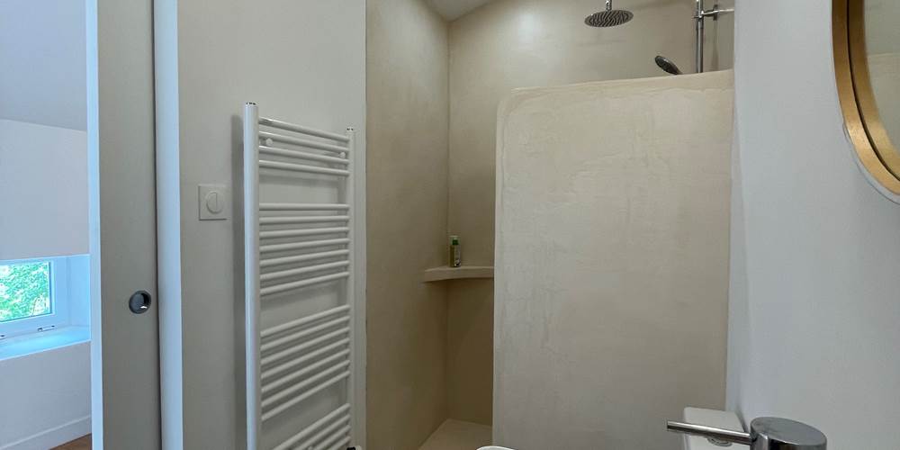 Chambre 1 - salle de bain