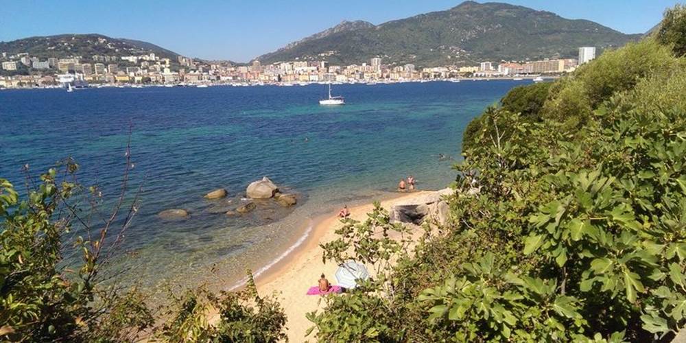 plage du lazaret corsica