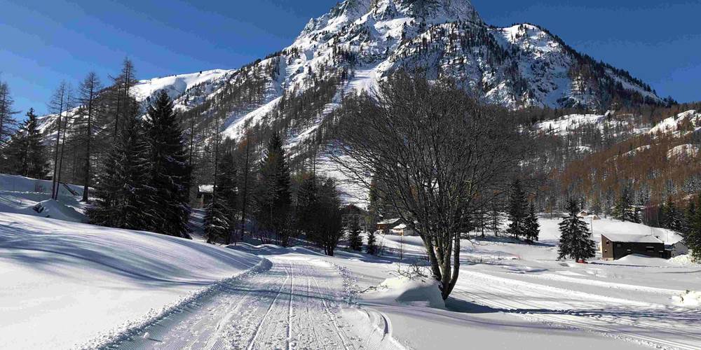 A deux pas de la résidence balade et ski de fond vue sur le Mont Buet