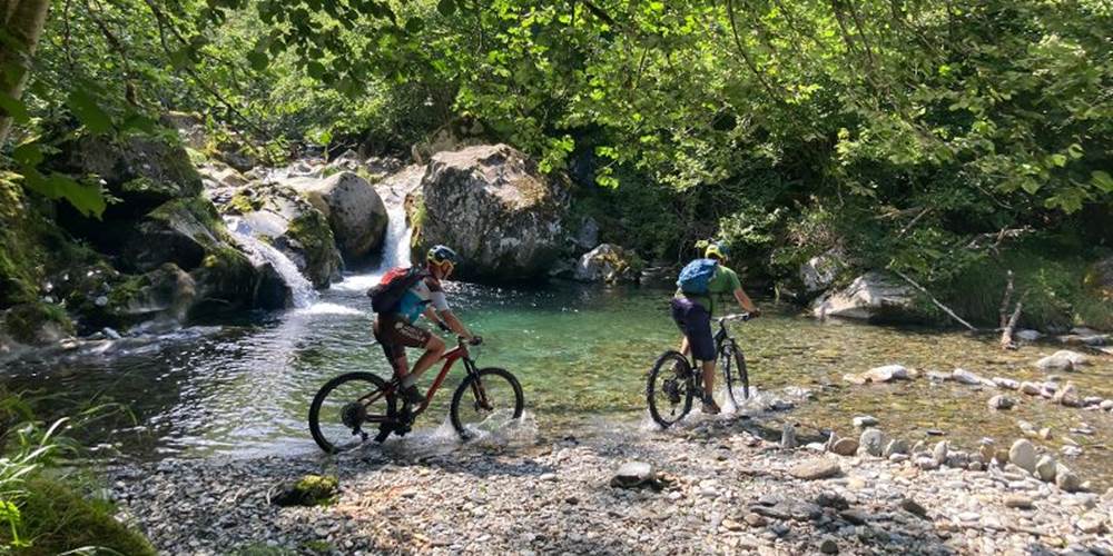 VTT All Mountain en vallée du Lys