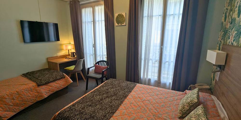 Hotel-Jean-Bart-Chambre-Triple-Paris-6