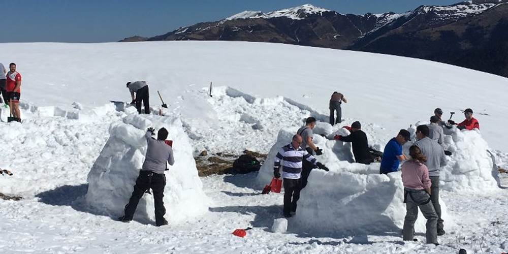 Challenge construction d'igloos entre amis