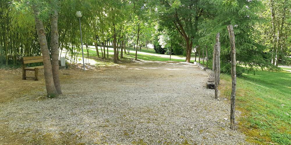 TERRAIN DE PETANQUE