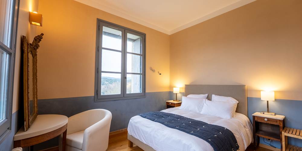 LE CHÂTEAU - étage - Chambre ISSENSAC