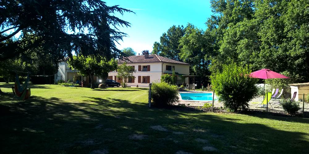 piscine Chambres hôtes Gîte Quercy
