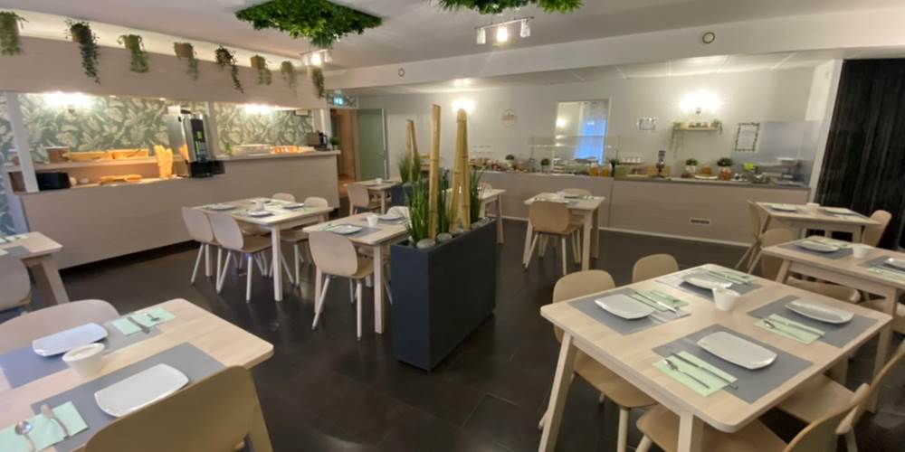 CEF872D4-13E7-46DD-89CE-5FB3CEDB64FD_1_105_c