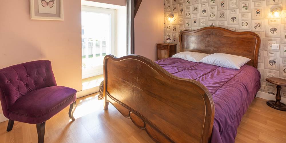 CHAMBRE 1 LIT DE 140