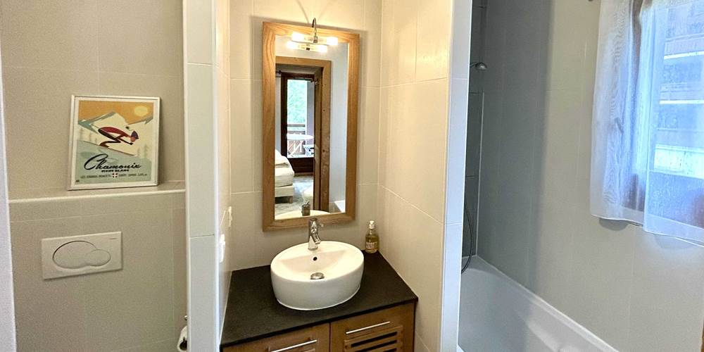 Salle de bain avec 2ème WC
