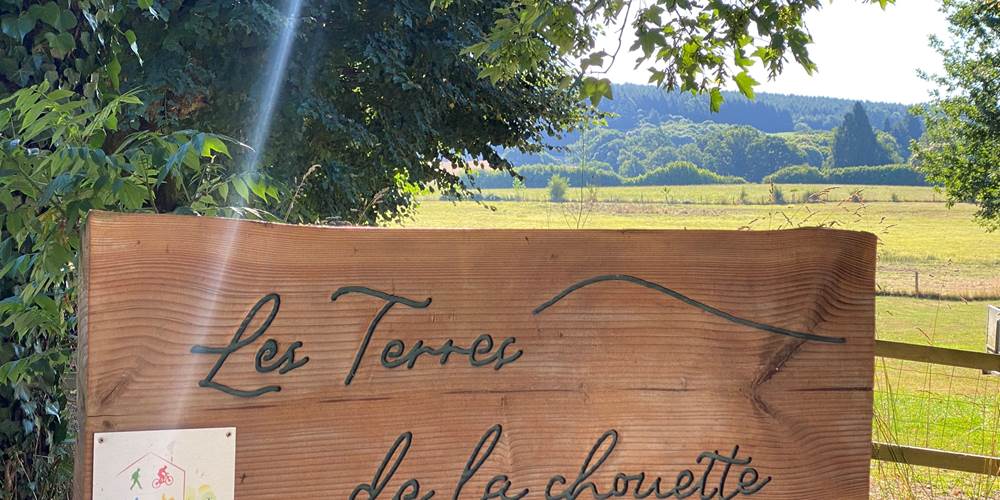 Les terres de la chouette, deux logements insolites et un petit gîte en pleine nature