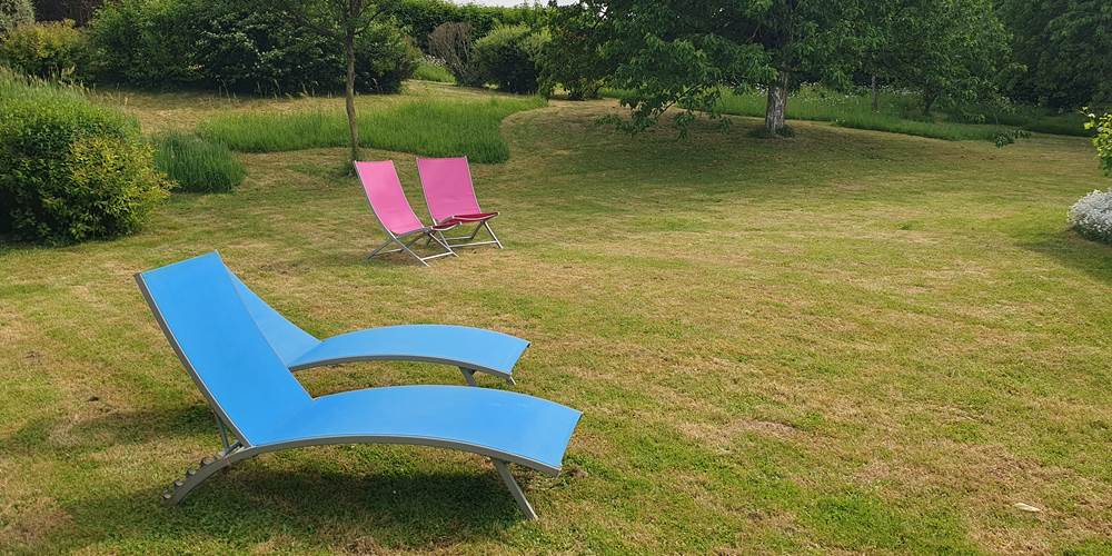 Chaises longues