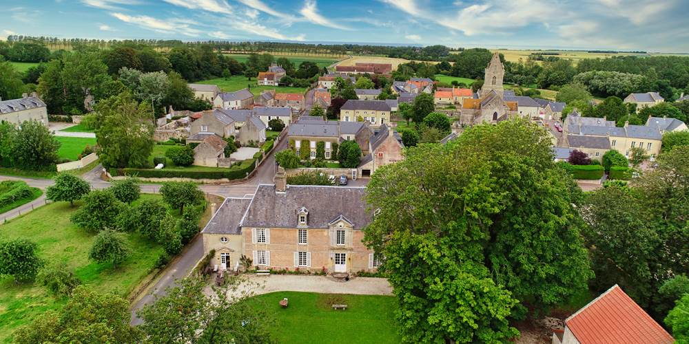 Le Manoir et son village