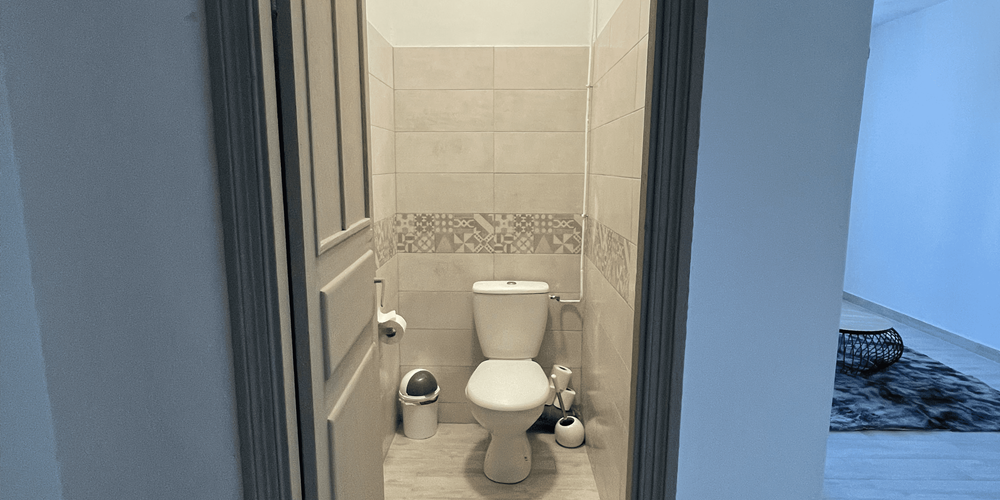 WC 2