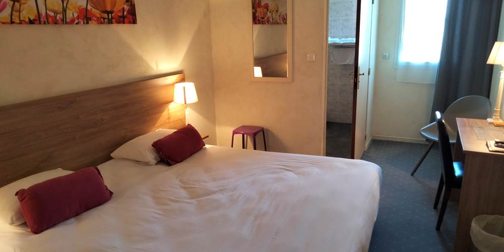HOTEL AU SANS SOUCI CHAMBRE DOUBLE