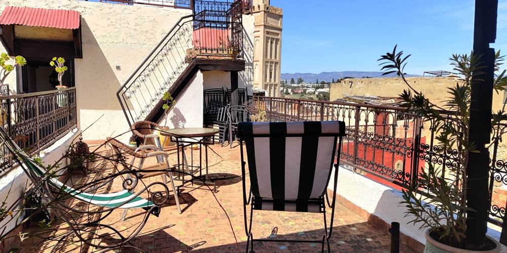 la terrasse ,vue sur la ville nouvelle .