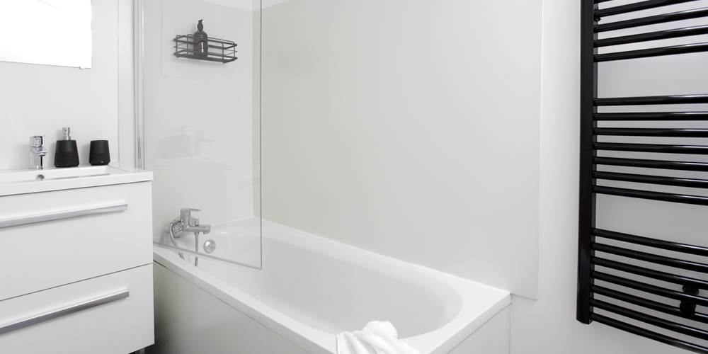SALLE DE BAIN - AILE VERTE