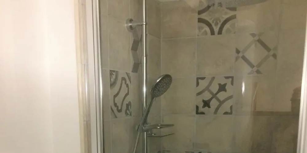 salle-de-baindouche-les-florentines-toulouse