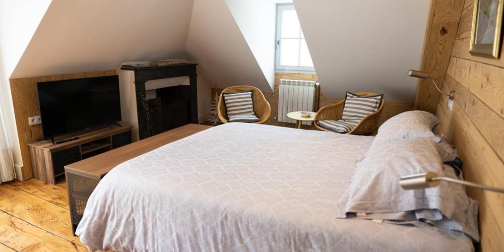 LE 41 AVENUE FOCH LA SUITE LE MAUPAS / LA CHAMBRE