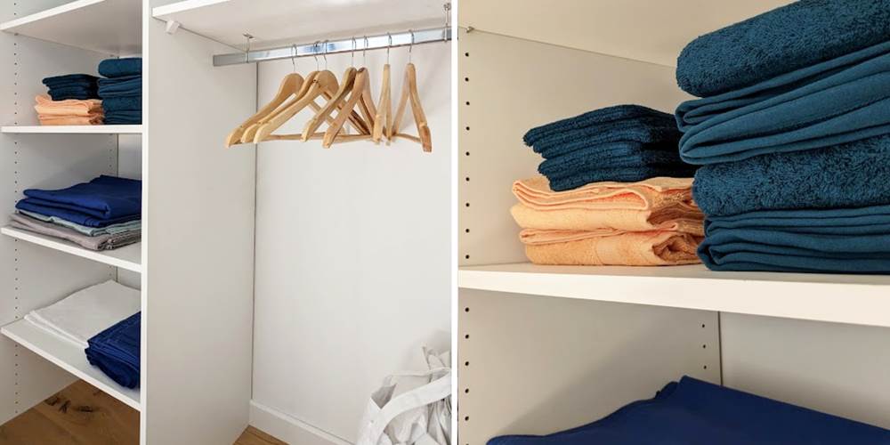 Chambre "rivière : zoom sur la penderie intégrée et son linge de toilette fourni !