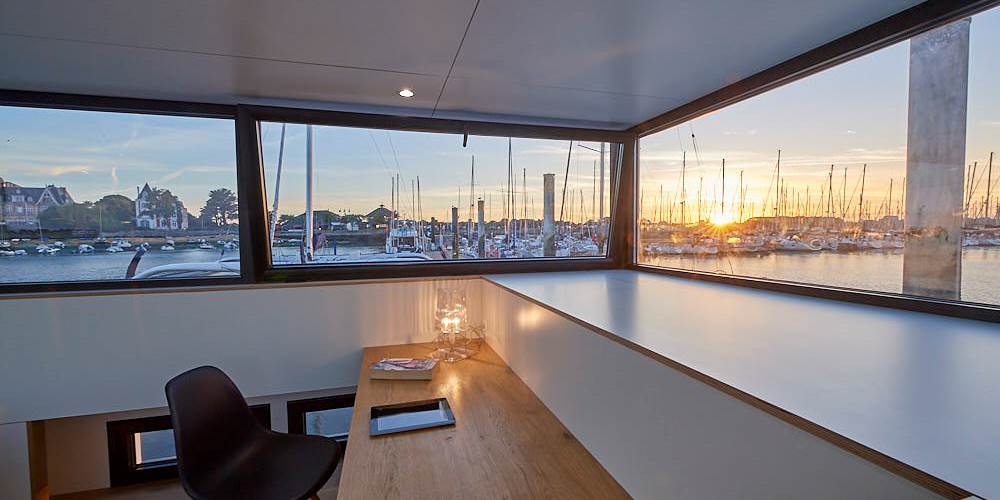 Lodge boat Lorient