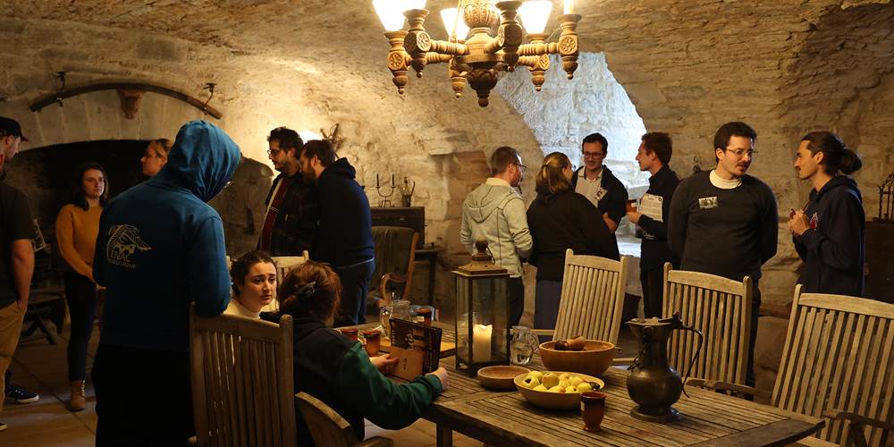Séjour à thème au Château de Saint-Chamarand : vivez une expérience immersive unique entre jeu de rôle et histoire