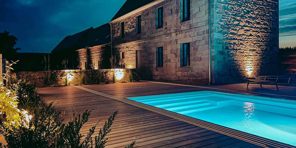 Maison familiale avec piscine Côte de Granit Rose