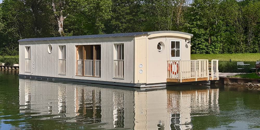 Gîte insolite flottant pour 2 à 6 personnes