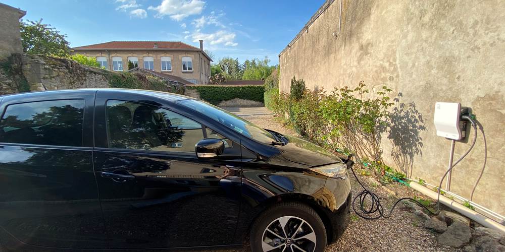 Borne de recharge électrique