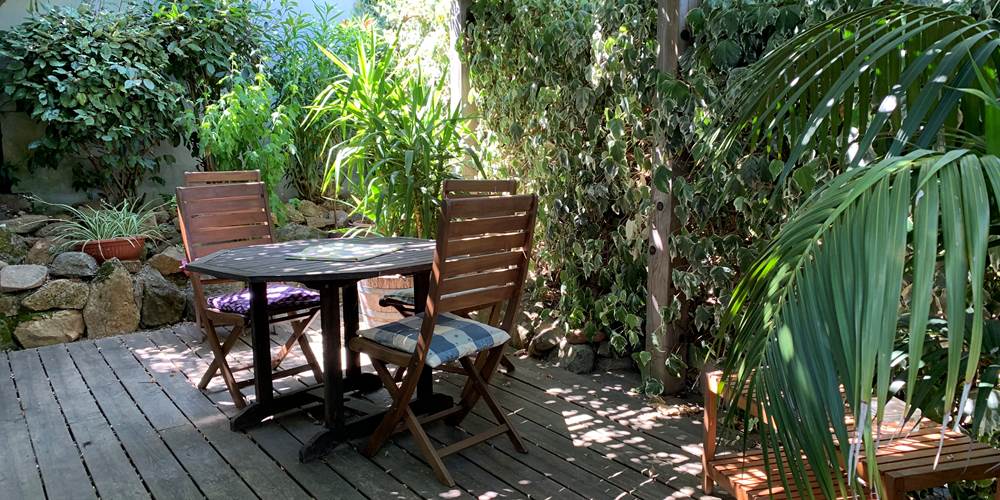La terrasse de la chambre "GLYCINE"
