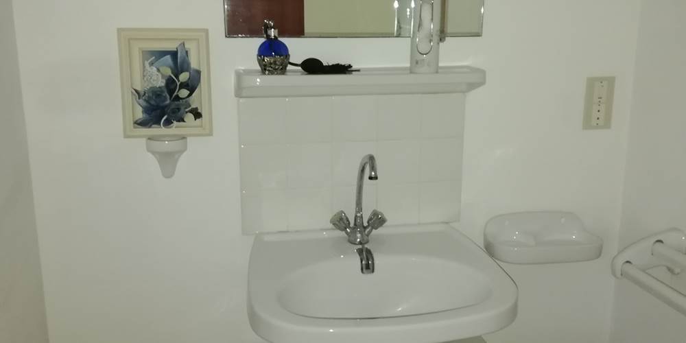 Point eau chambre 1