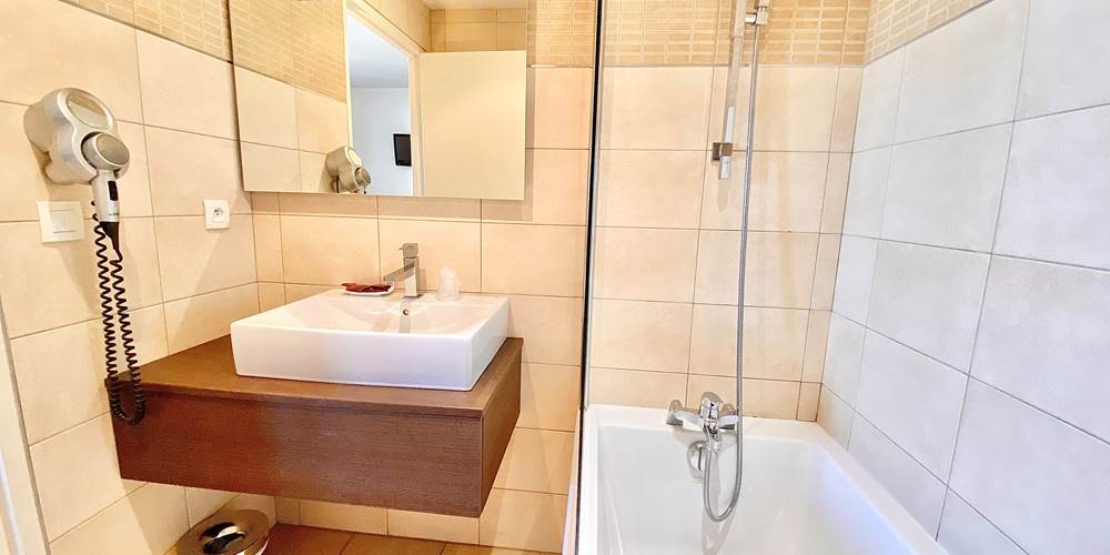Salle de Bain, Chambre Single