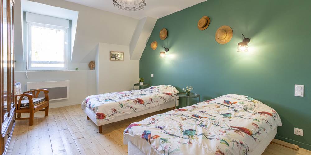 CHAMBRE ÉTAGE 2 LITS DE 90