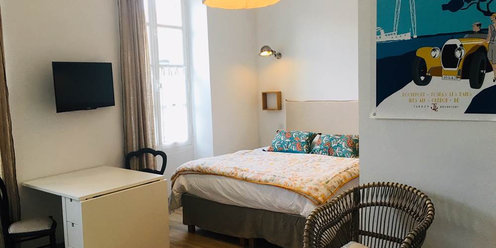 Les Appartements du 10_ Rochefort_lit 160x200_ pomme de touline