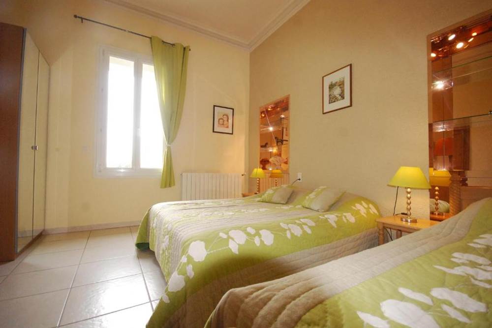Chambre 3 à l'étage