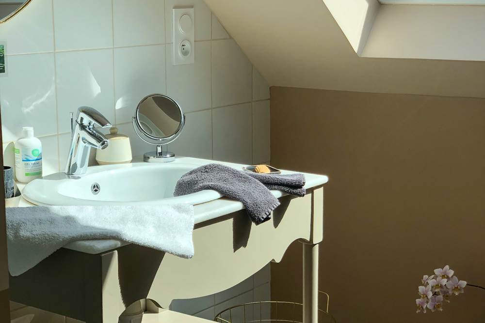 salle d'eau attenante chambre horizons lointains