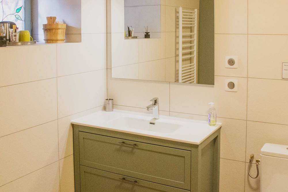 Chambre1 BedinBellongue Salle de bain