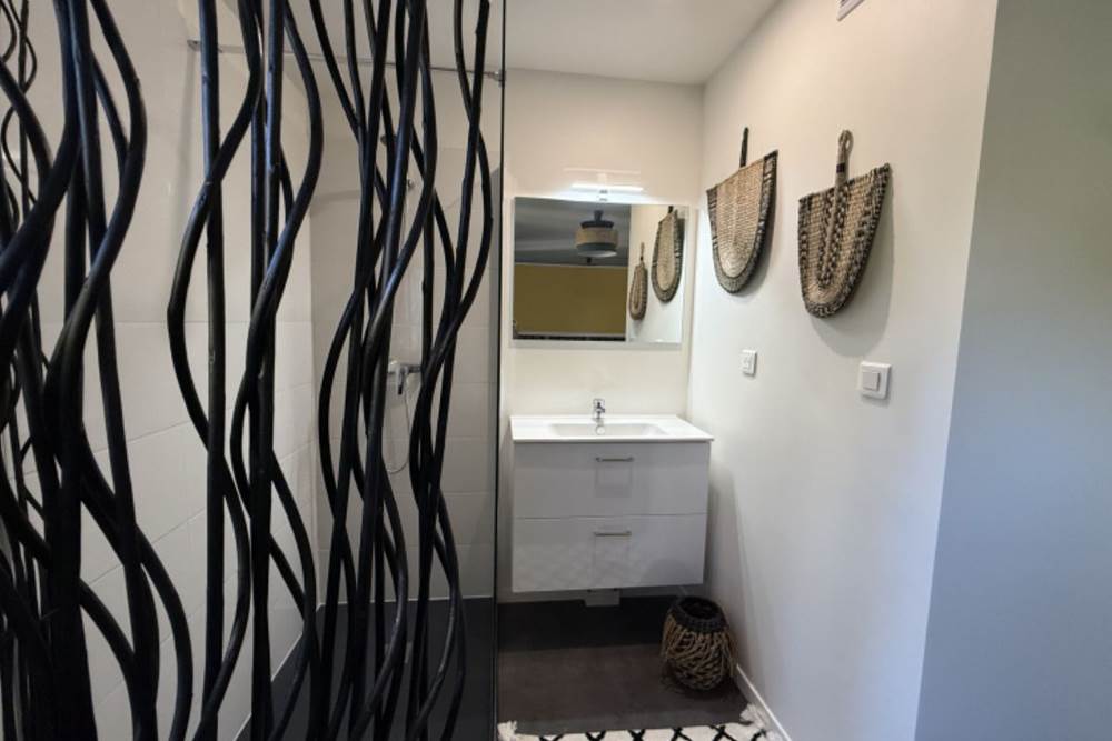 location-brive-appart-chambre-demeure-de-flore-001-11