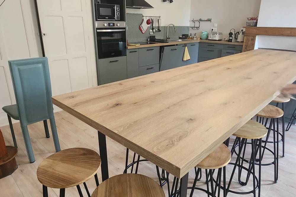 Table pouvant accueillir 14 personnes