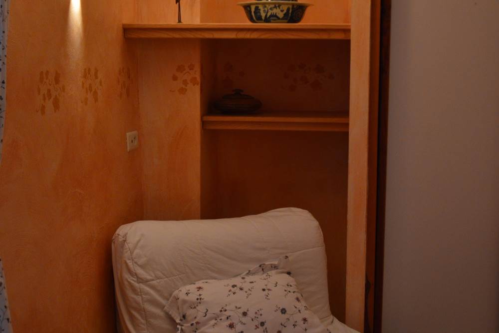 Le coin lecture de la chambre Valensole