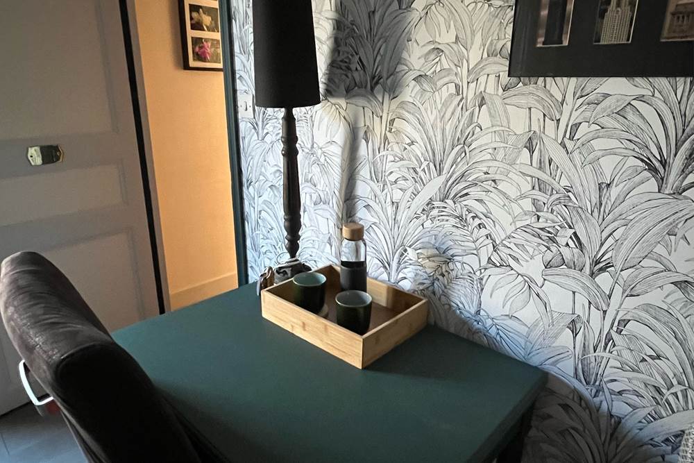 Chambre double vue sur cour détail