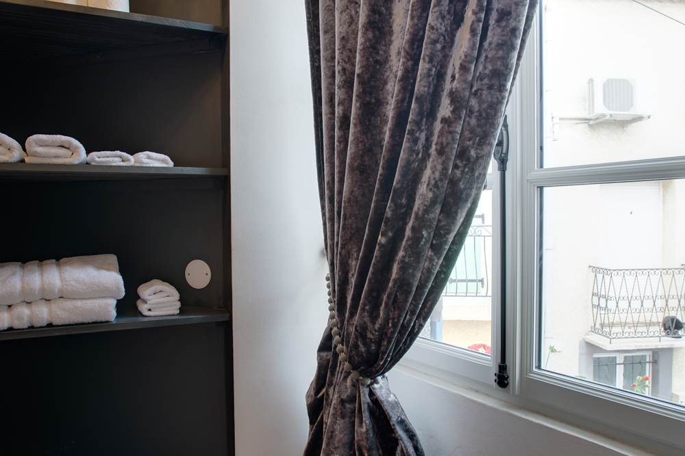 Escapat room corner
