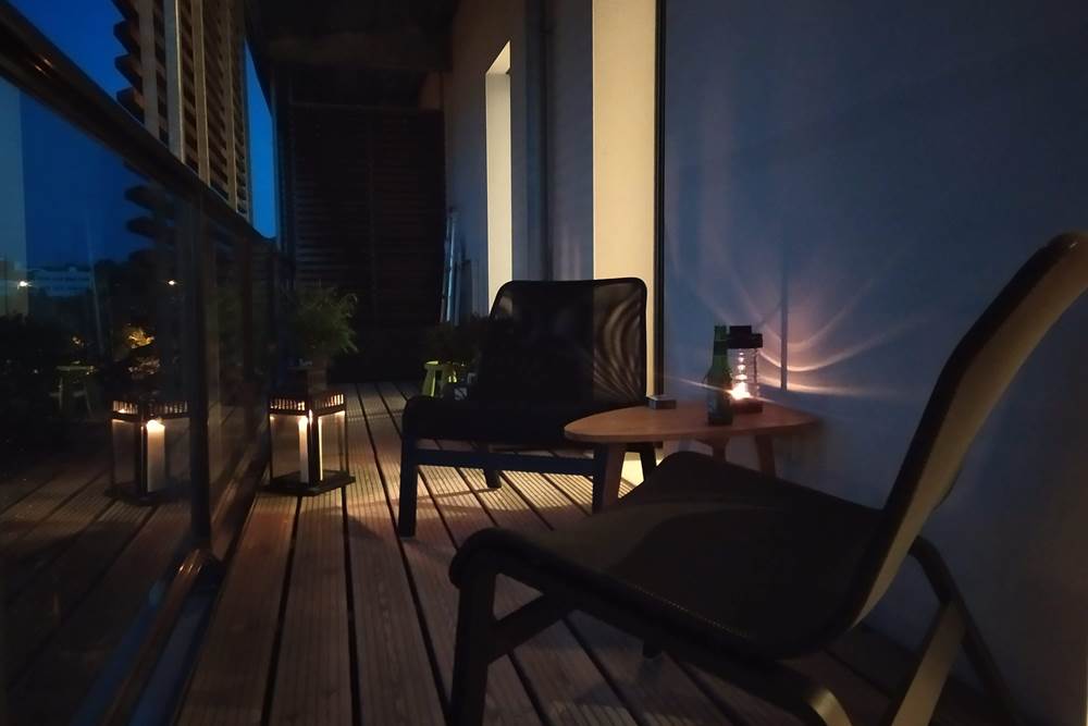 HELIOS La terrasse de nuit