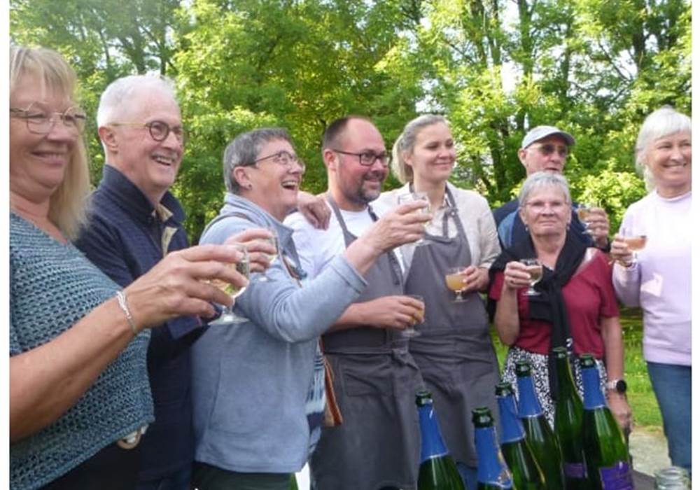 Apéro au jardin du Gîte Ty Bihui