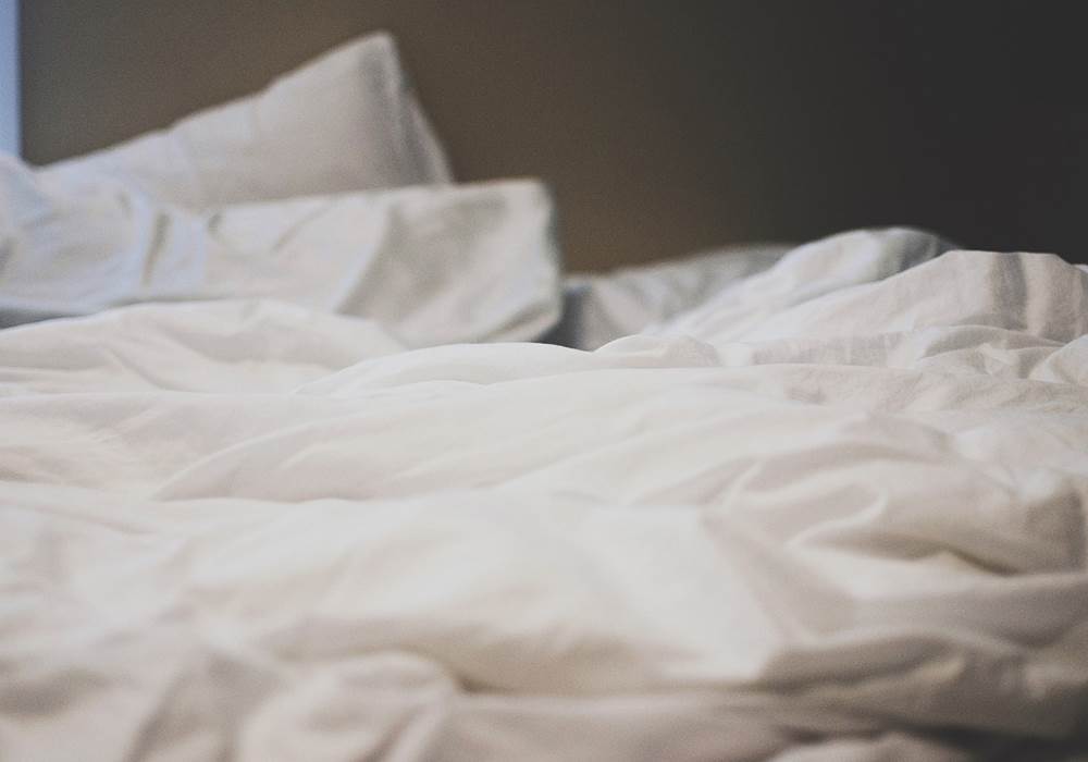 bed-2607154_1280