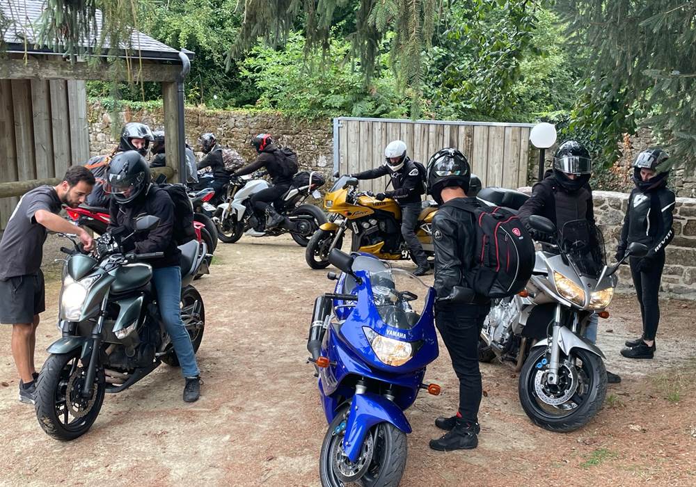 Accueil Club de Moto au Gîte Ty Bihui Bretagne Pontivy