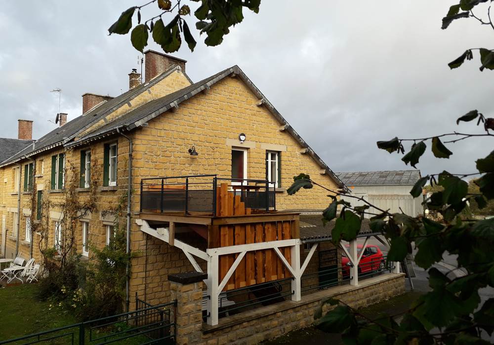 Vue de l'entrée du gîte